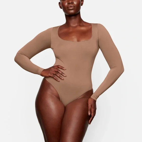 SKIMS | Tops | Kims By Kim Kardashian Essential Long Sleeve